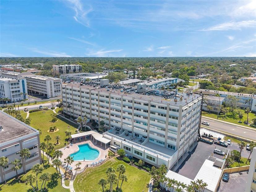 Picture of 100 Bluff View Drive Unit 104A, Belleair Bluffs FL 33770