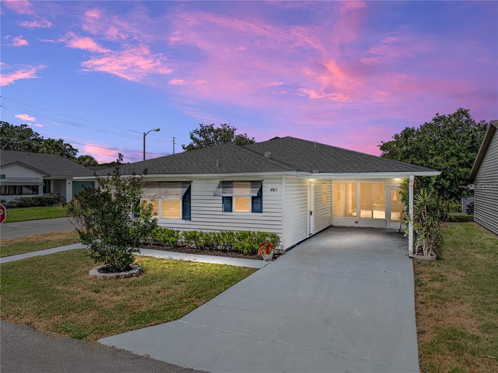 Picture of 4965 Goldenview Lane, Lakeland, FL 33811