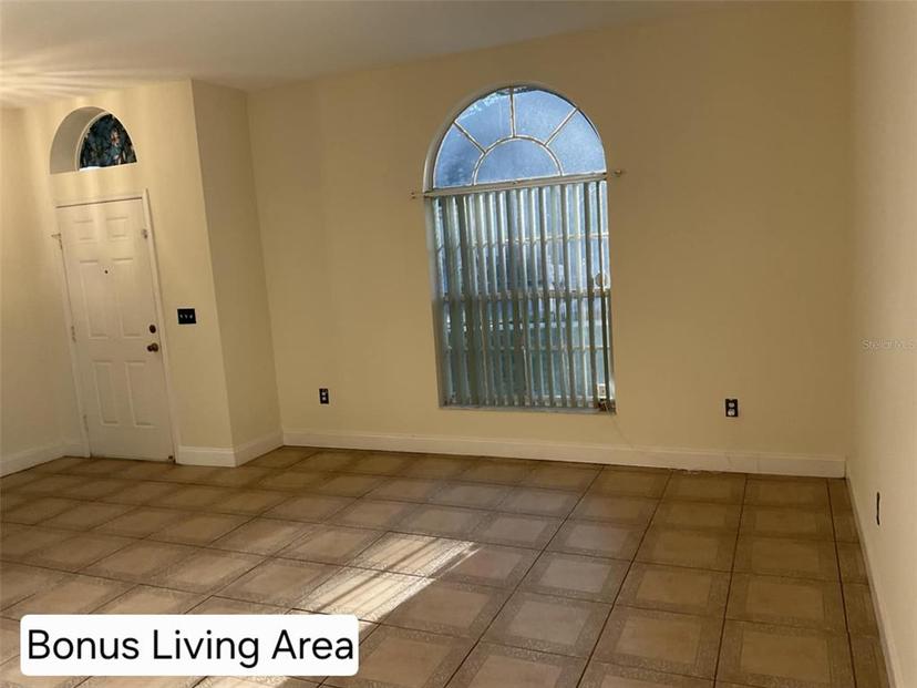 Picture of 715 Grand Canyon Drive, Valrico FL 33594