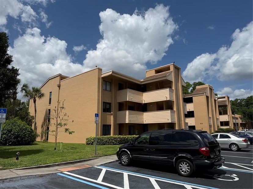 Picture of 510 Cranes Way Unit 105, Altamonte Springs FL 32701