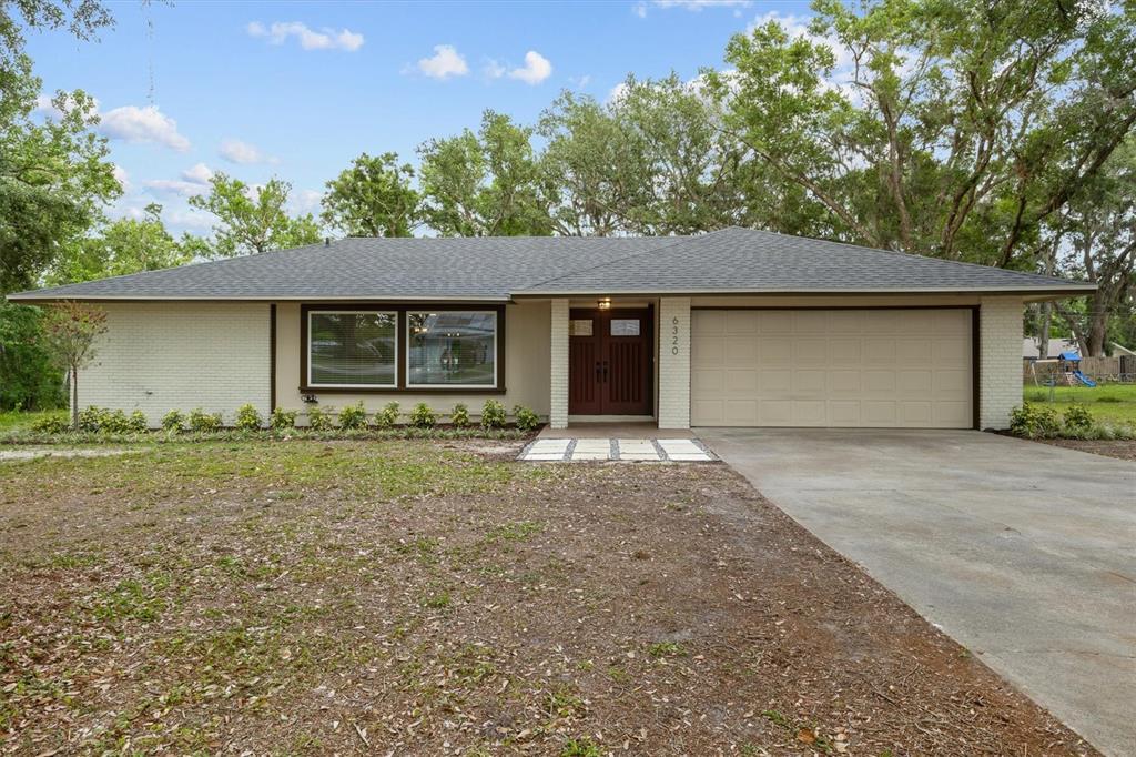 Picture of 6320 Newman Circle E, Lakeland, FL 33811