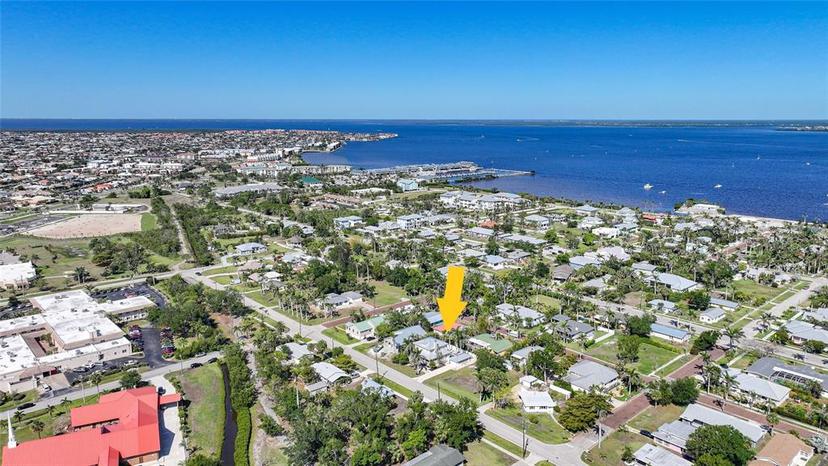 Picture of 740 W Virginia Avenue, Punta Gorda FL 33950