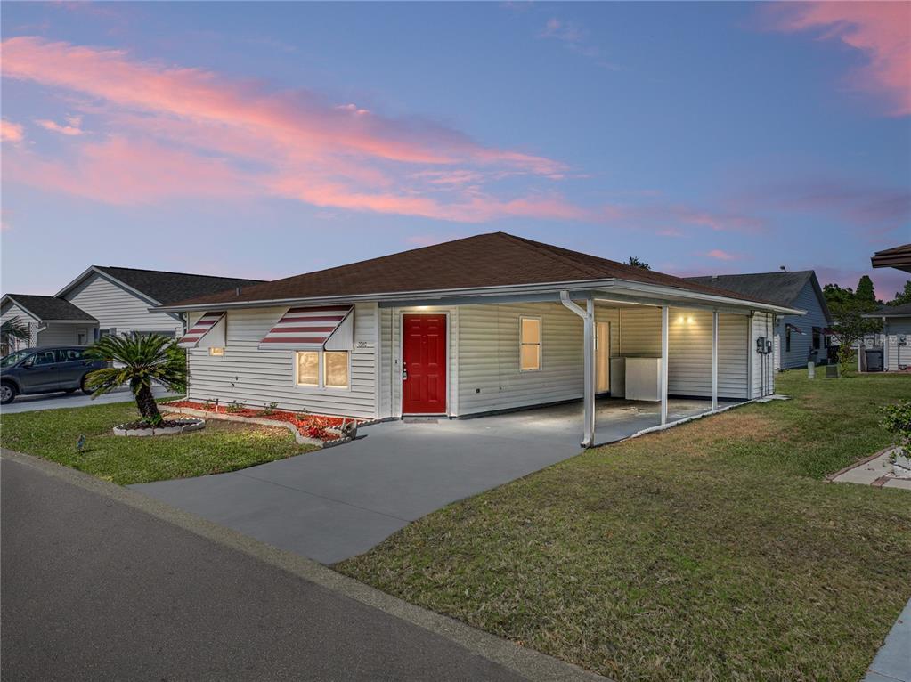 Picture of 4940 Colonnades Club Boulevard, Lakeland, FL 33811