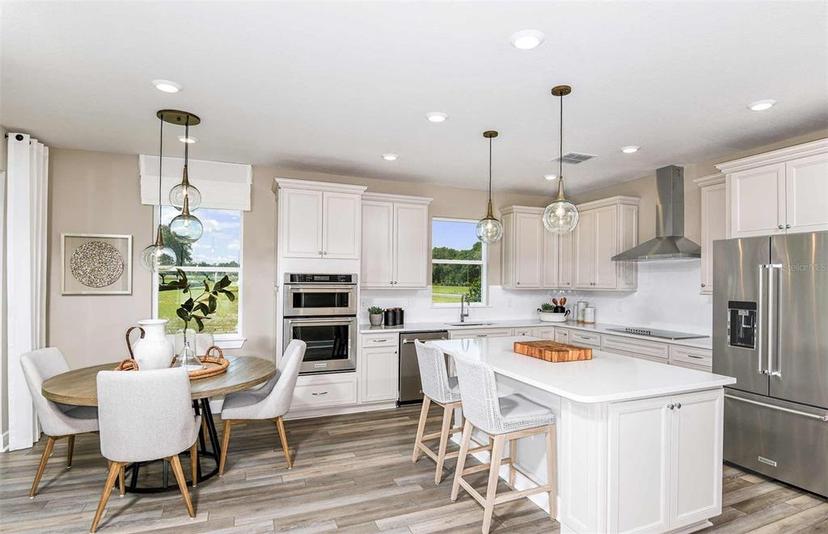 Picture of 9747 Redwood Heights Loop, Thonotosassa FL 33592