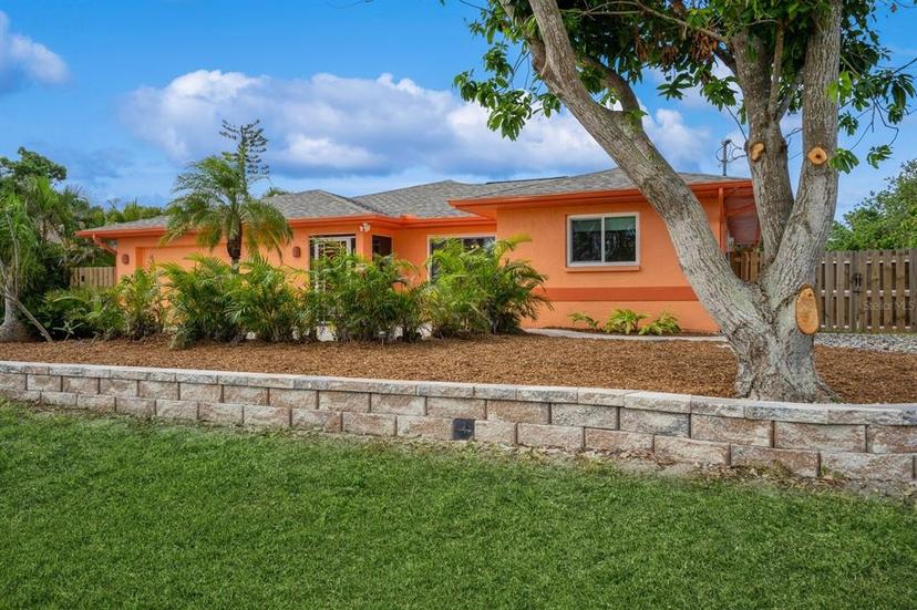 Picture of 413 Blackburn Road, Nokomis FL 34275