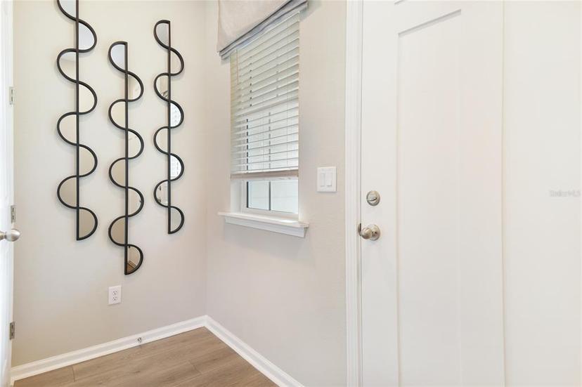 Picture of 5962 Jensen View Avenue, Apollo Beach FL 33572