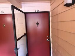 Picture of 510 Cranes Way Unit 206, Altamonte Springs, FL 32701