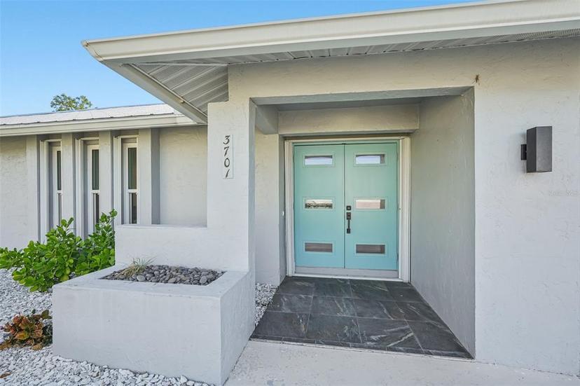 Picture of 3701 SE 17Th Place, Cape Coral FL 33904