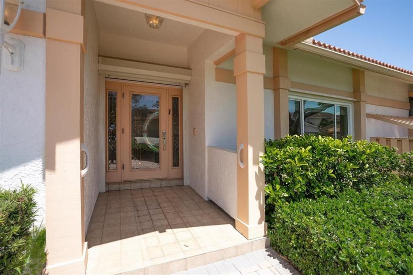 Picture of 4973 60Th Avenue S, St Petersburg FL 33715