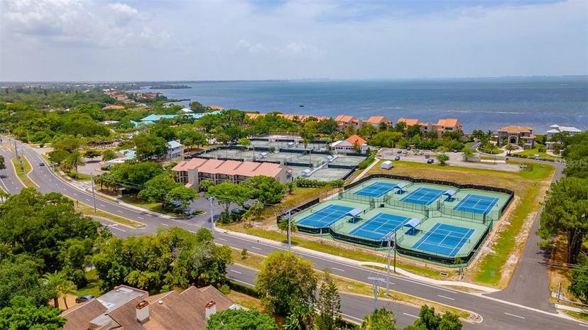Picture of 4510 El Conquistador Parkway Unit 105, Bradenton FL 34210