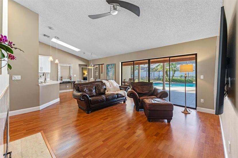 Picture of 8242 Helena Drive, Orlando FL 32817