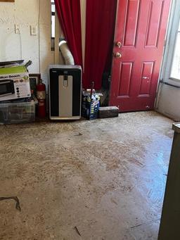 Picture of 600 W Jackson Avenue, Lake Wales, FL 33853