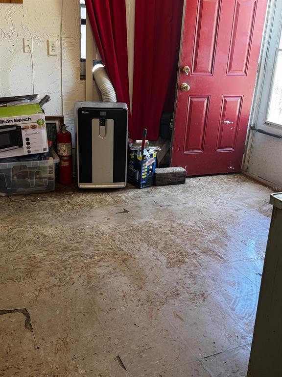 Picture of 600 W Jackson Avenue, Lake Wales FL 33853