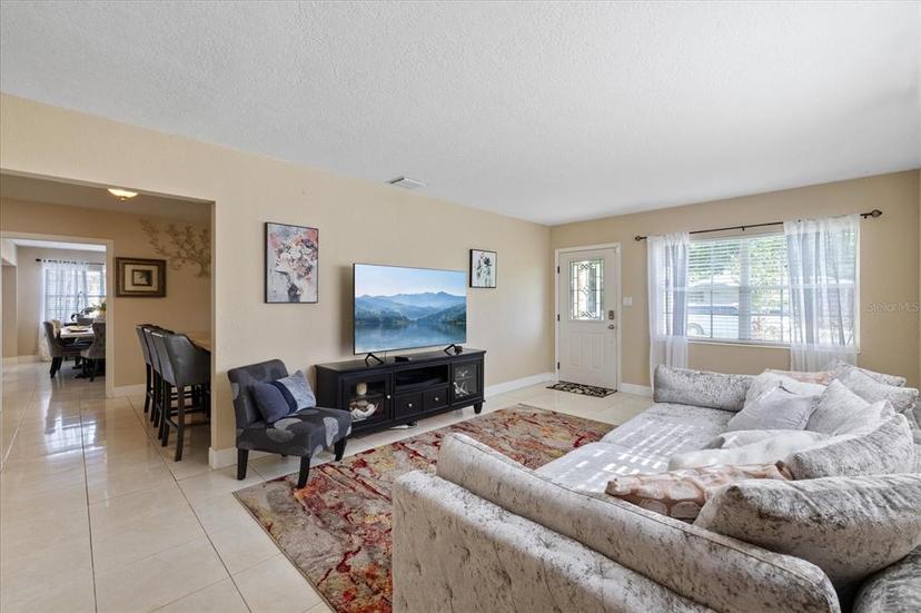 Picture of 3309 W Ellicott Street, Tampa FL 33614