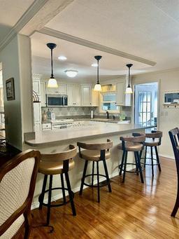 Picture of 720 S Green Circle, Venice, FL 34285