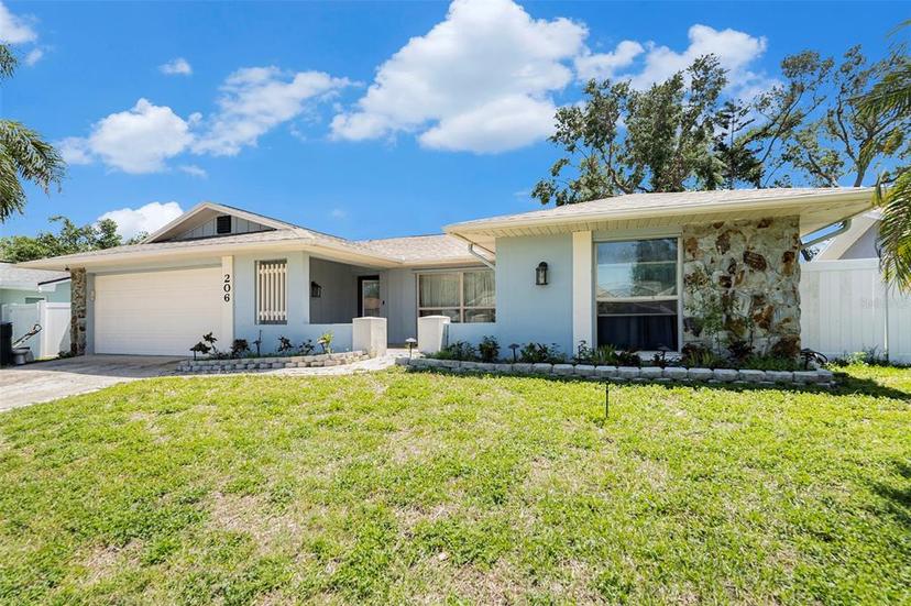 Picture of 206 Hillcrest Drive, Safety Harbor FL 34695