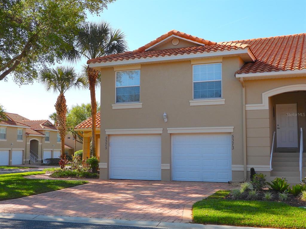 Picture of 5373 Compass Point Unit 1, Oxford, FL 34484