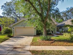 Picture of 998 Piedmont Oaks Drive, Apopka, FL 32703