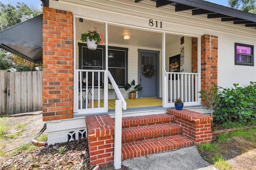 Picture of 811 E Flora Street, Tampa FL 33604