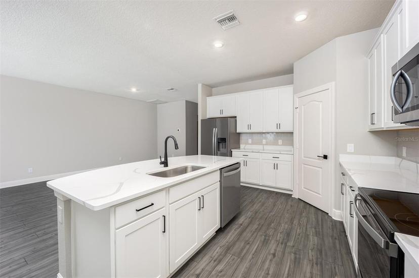 Picture of 3319 Chinotto Drive, Lake Alfred FL 33850