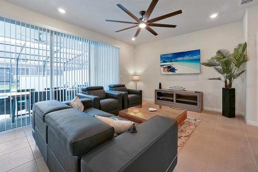 Picture of 4014 Lana Avenue, Davenport FL 33897