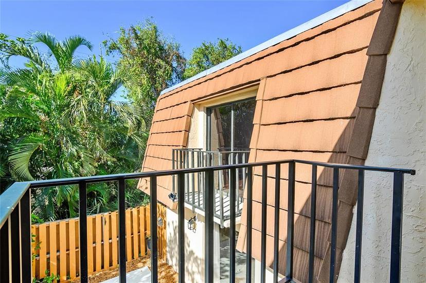 Picture of 1428 Park Shore Circle Unit 3, Fort Myers FL 33901