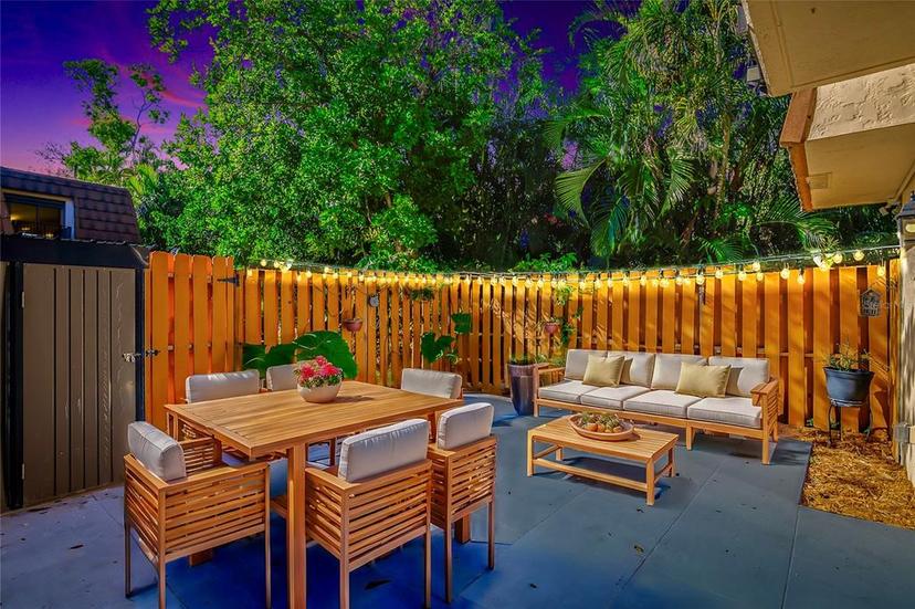Picture of 1428 Park Shore Circle Unit 3, Fort Myers FL 33901