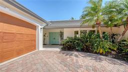 Picture of 642 S Owl Drive, Sarasota, FL 34236