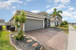 Picture of 140 Trinity Ridge Circle, Davenport, FL 33897