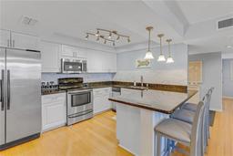 Picture of 1460 Gulf Boulevard Unit 406, Clearwater Beach, FL 33767