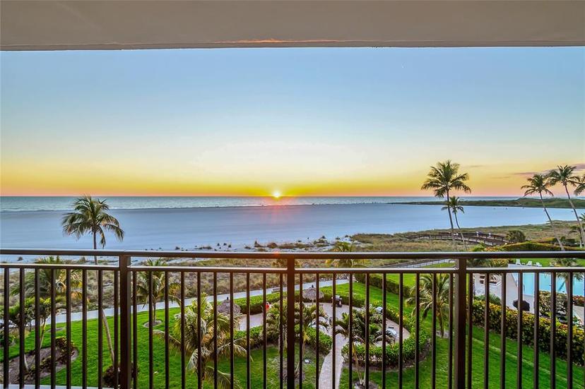 Picture of 180 Seaview Court Unit 515, Marco Island FL 34145