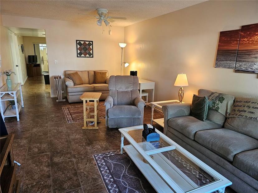 Picture of 425 30Th Avenue W Unit C104, Bradenton FL 34205