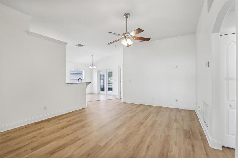 Picture of 2309 Angel Fish Loop, Leesburg FL 34748