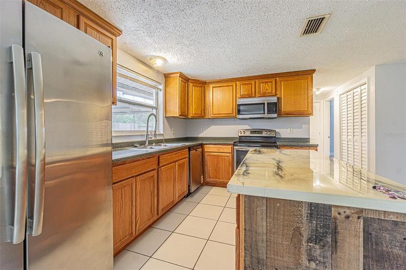 Picture of 6321 Spanish Main Drive, Apollo Beach FL 33572