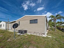 Picture of 148 N Fiji Circle, Englewood, FL 34223