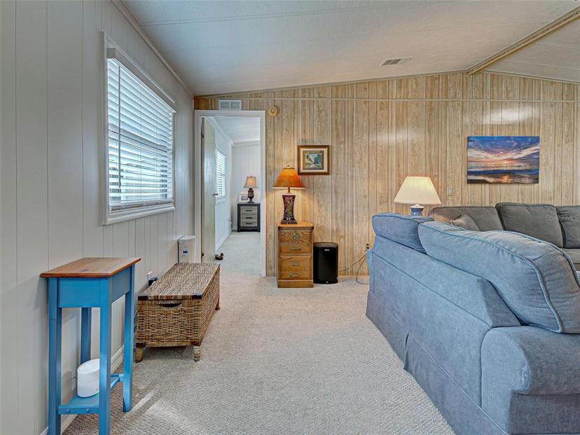 Picture of 148 N Fiji Circle, Englewood FL 34223