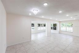 Picture of 182 Dowling Avenue Ne, Port Charlotte, FL 33952