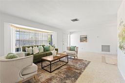 Picture of 6160 29Th Avenue N, St Petersburg, FL 33710