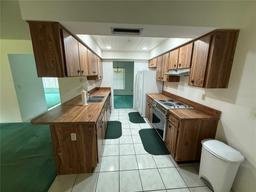 Picture of 6621 Baybrooks Circle, Temple Terrace, FL 33617