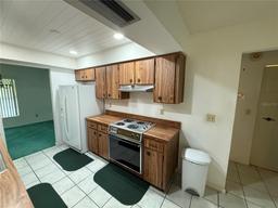 Picture of 6621 Baybrooks Circle, Temple Terrace, FL 33617