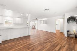 Picture of 8801 Gulf Boulevard, St Petersburg, FL 33706