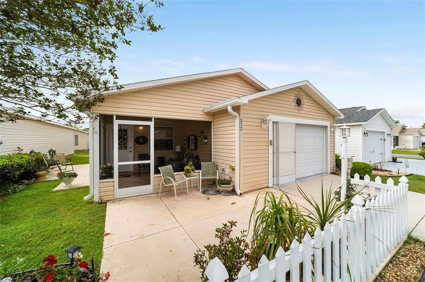 Picture of 312 Emmalee Place, The Villages FL 32162