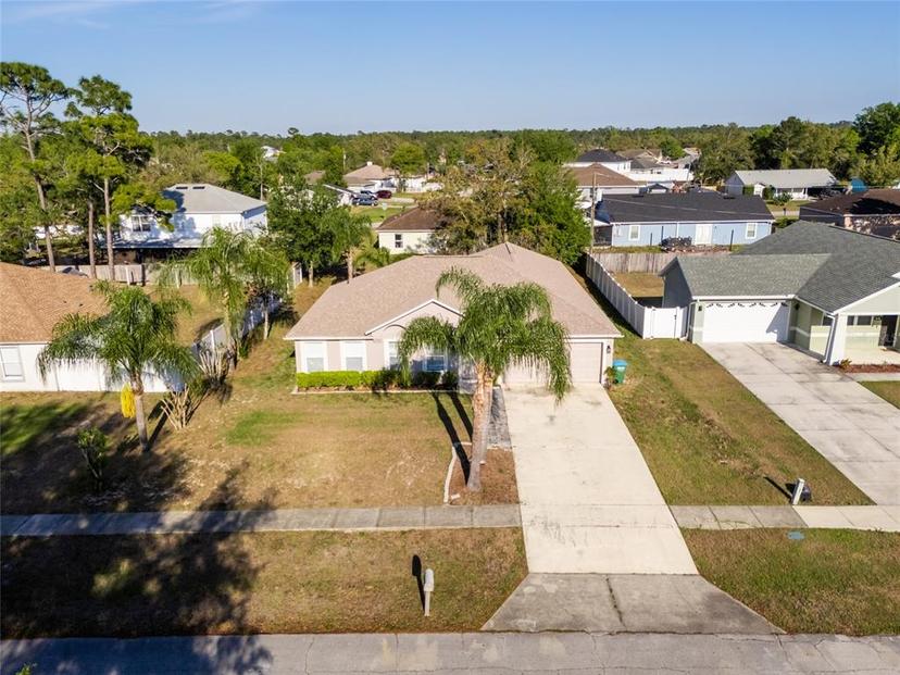 Picture of 1632 Lansfield Avenue, Deltona FL 32738