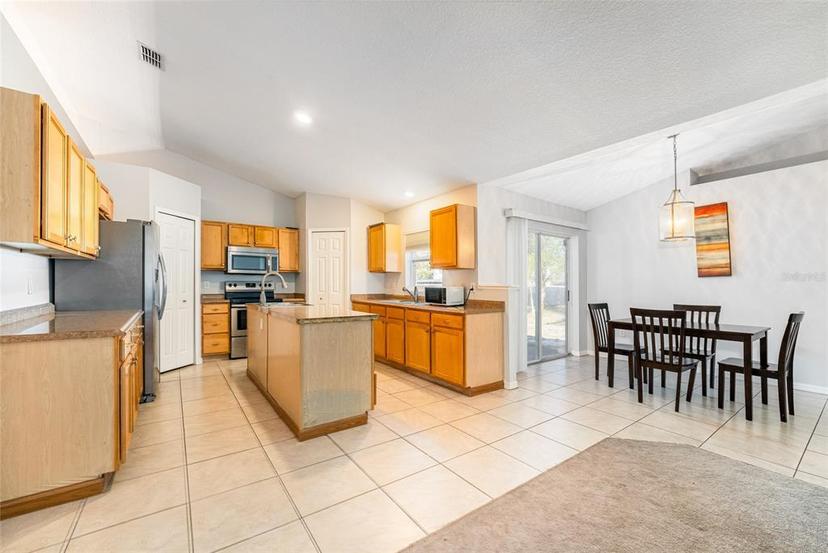 Picture of 1632 Lansfield Avenue, Deltona FL 32738