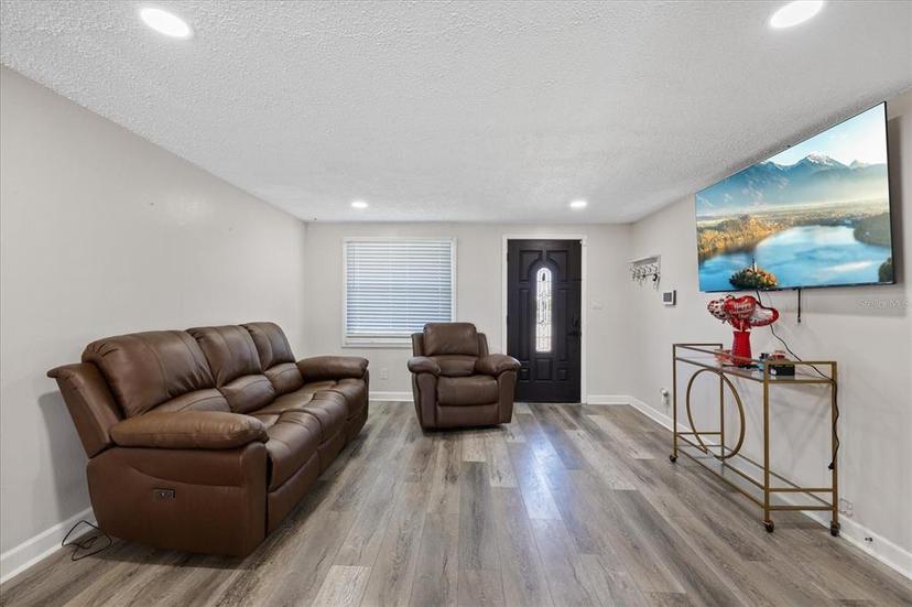 Picture of 4416 W Minnehaha Street, Tampa FL 33614
