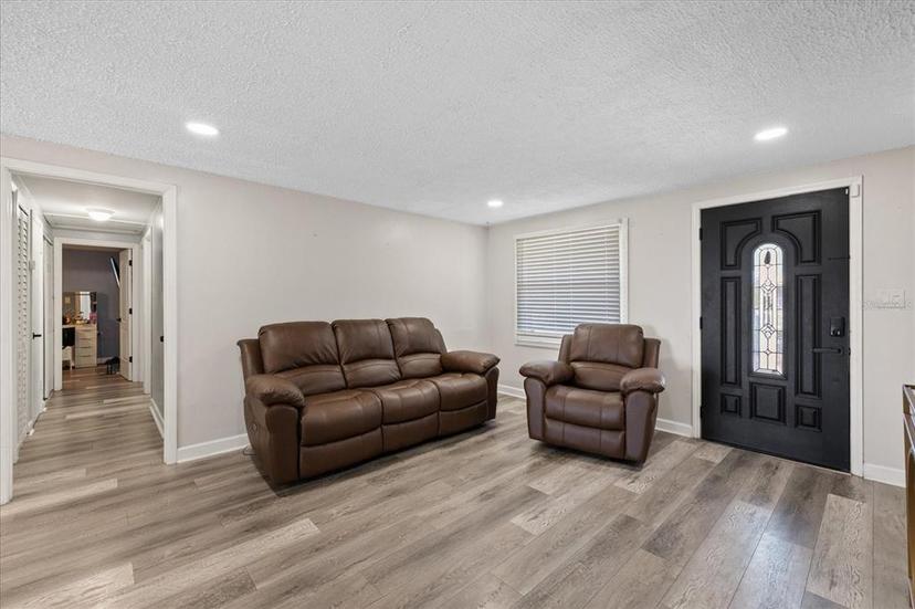 Picture of 4416 W Minnehaha Street, Tampa FL 33614