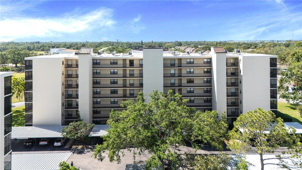 Picture of 2900 Cove Cay Drive Unit 7C, Clearwater, FL 33760