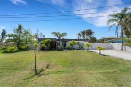 Picture of 106 Playmore Drive, Venice, FL 34293
