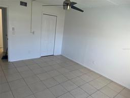 Picture of 2860 Somerset Park Drive Unit 202, Tampa, FL 33613