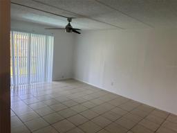Picture of 2860 Somerset Park Drive Unit 202, Tampa, FL 33613